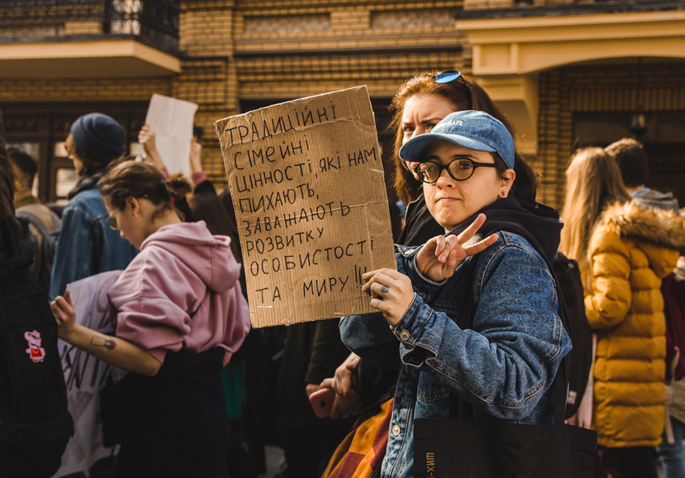 Феминизм — наша традиция. Лучшие плакаты с Марша Женщин в Киеве и Украины