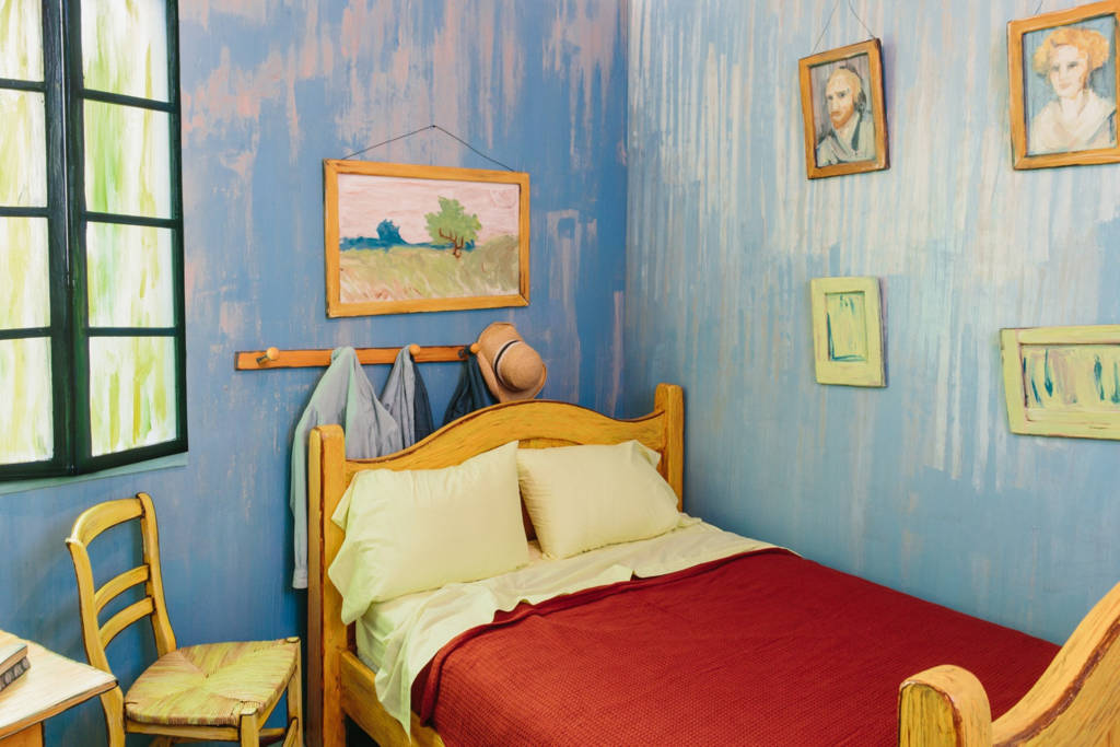 Комнату с картины Ванг Гога воссоздали и выставили на Airbnb