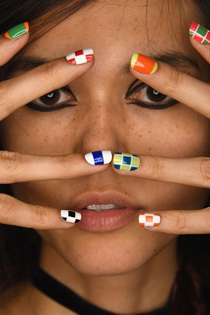 15 идей маникюра: как красили ногти на Недели моды в Нью-Йорке