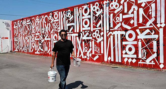 Три мировых художника приехали «хулиганить» на киевских стенах