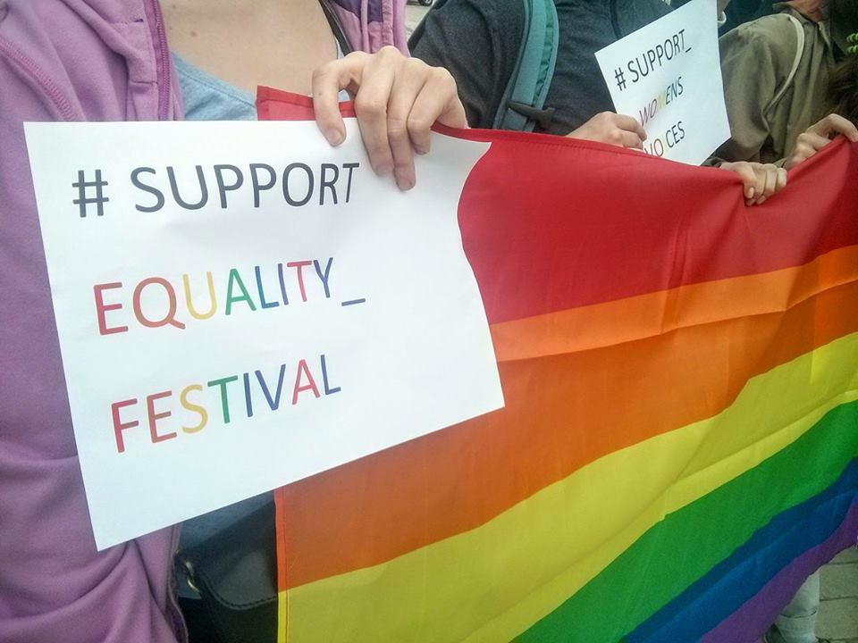 Эллен Пейдж поддержала фестиваль равенства в Киеве