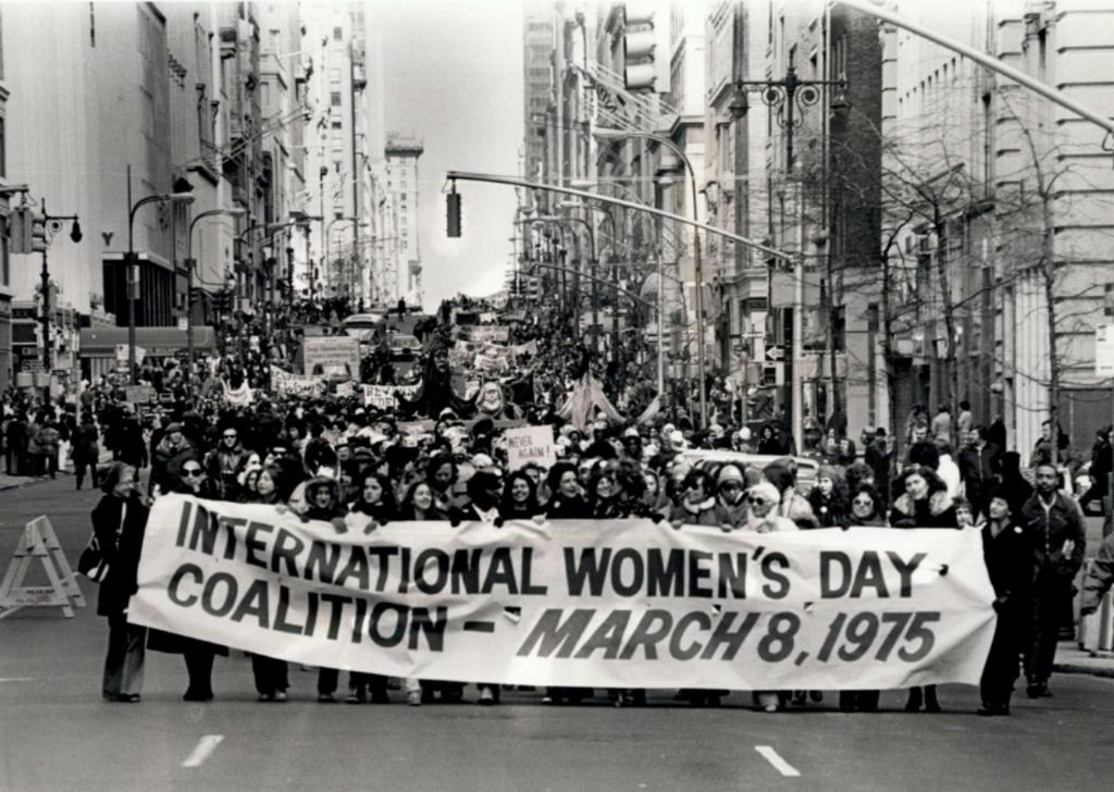Міжнародний жіночий день: дата компартійна чи феміністична?
