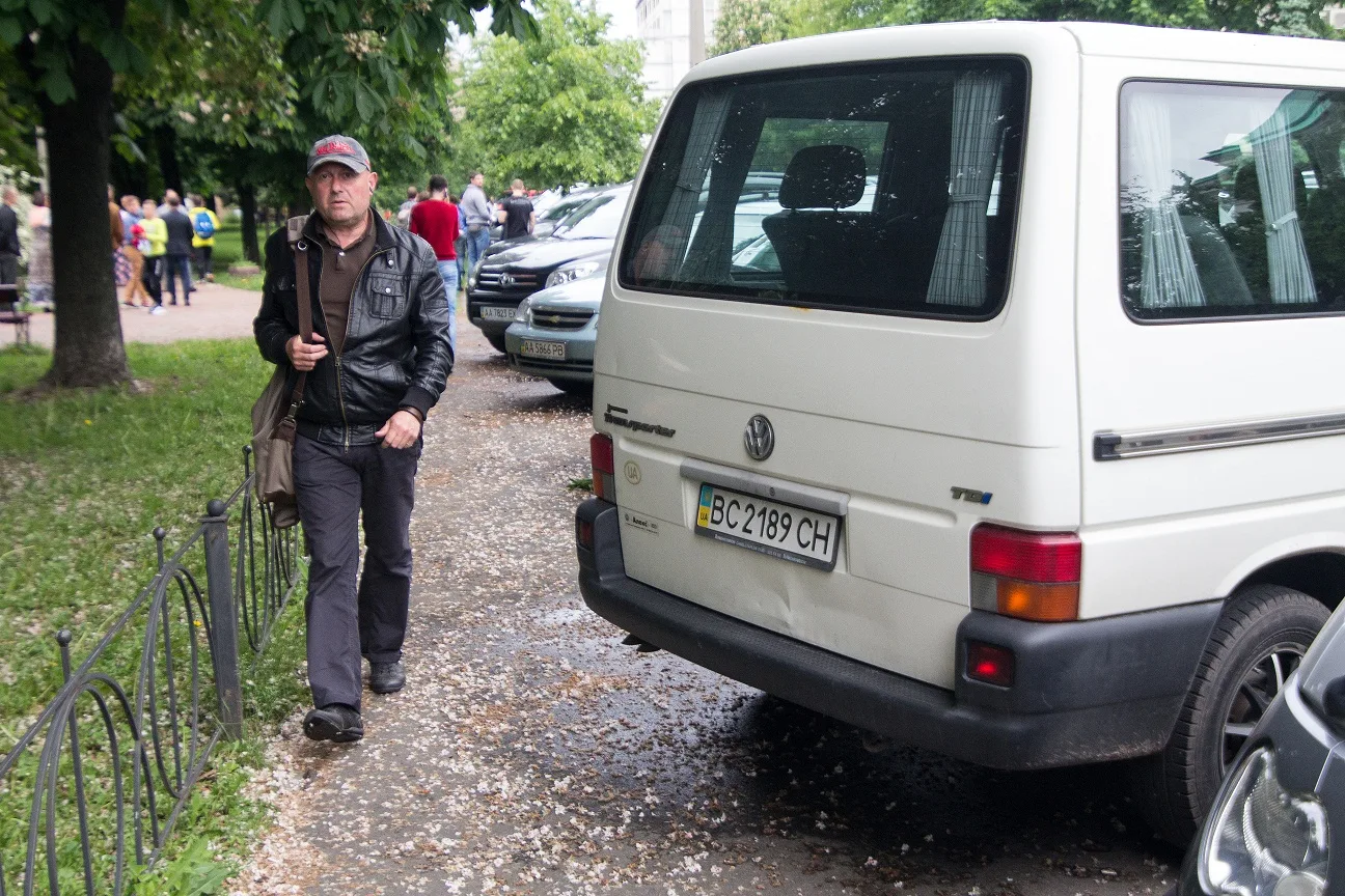 Хватит это терпеть: жители столицы объявили борьбу нарушителям правил парковки