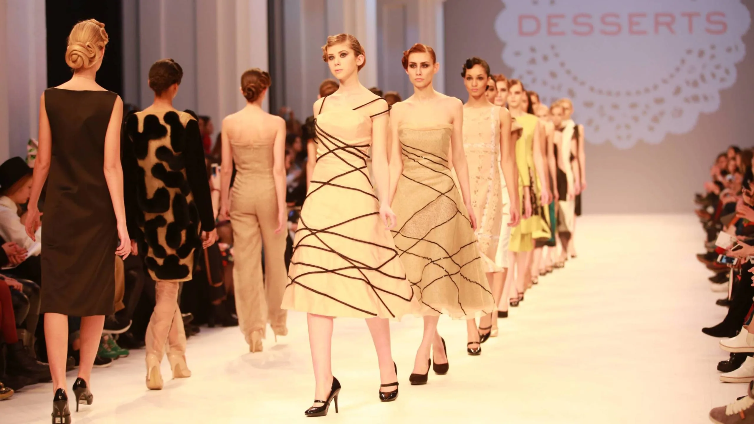 DESSERTS FW16/17