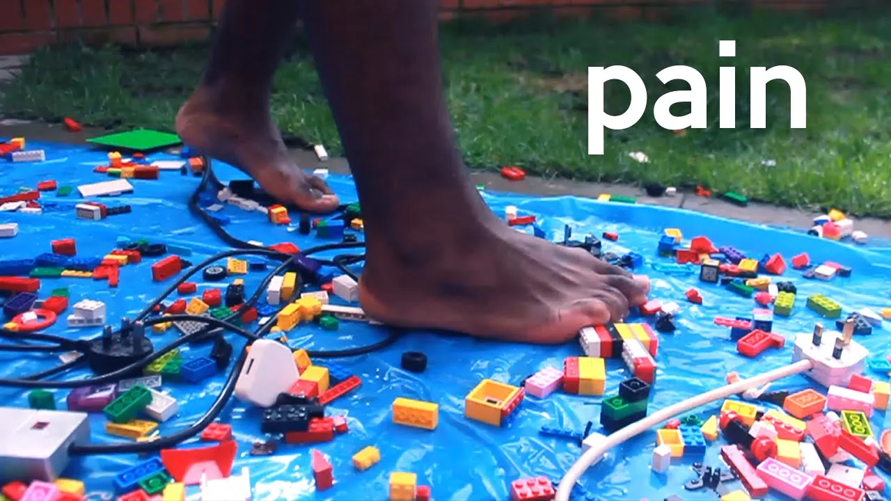 Конструктор пыток: почему на LEGO больно наступать