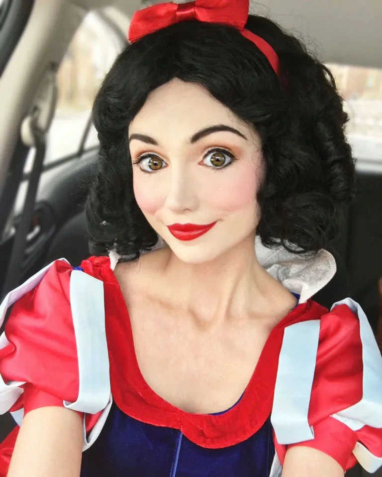 Девушка потратила $14 тысяч, чтобы почувствовать себя принцессой Disney