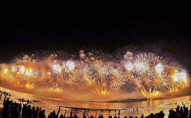 Праздник один на всех: как мир отметил 2016