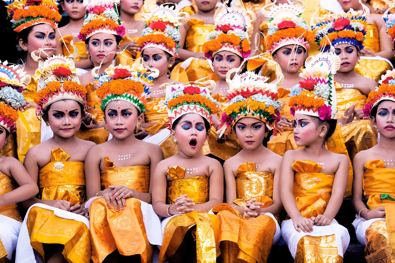 Мускулистые мужчины и буддийская академия: шорт-лист Sony World Photography Awards