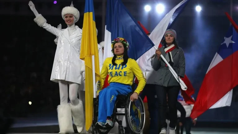 Держим кулачки и болеем за наших спортсменов!