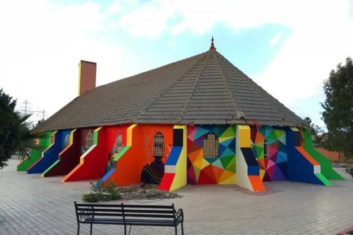 6 работ художника Okuda, который разрисовал вагоны киевского метро
