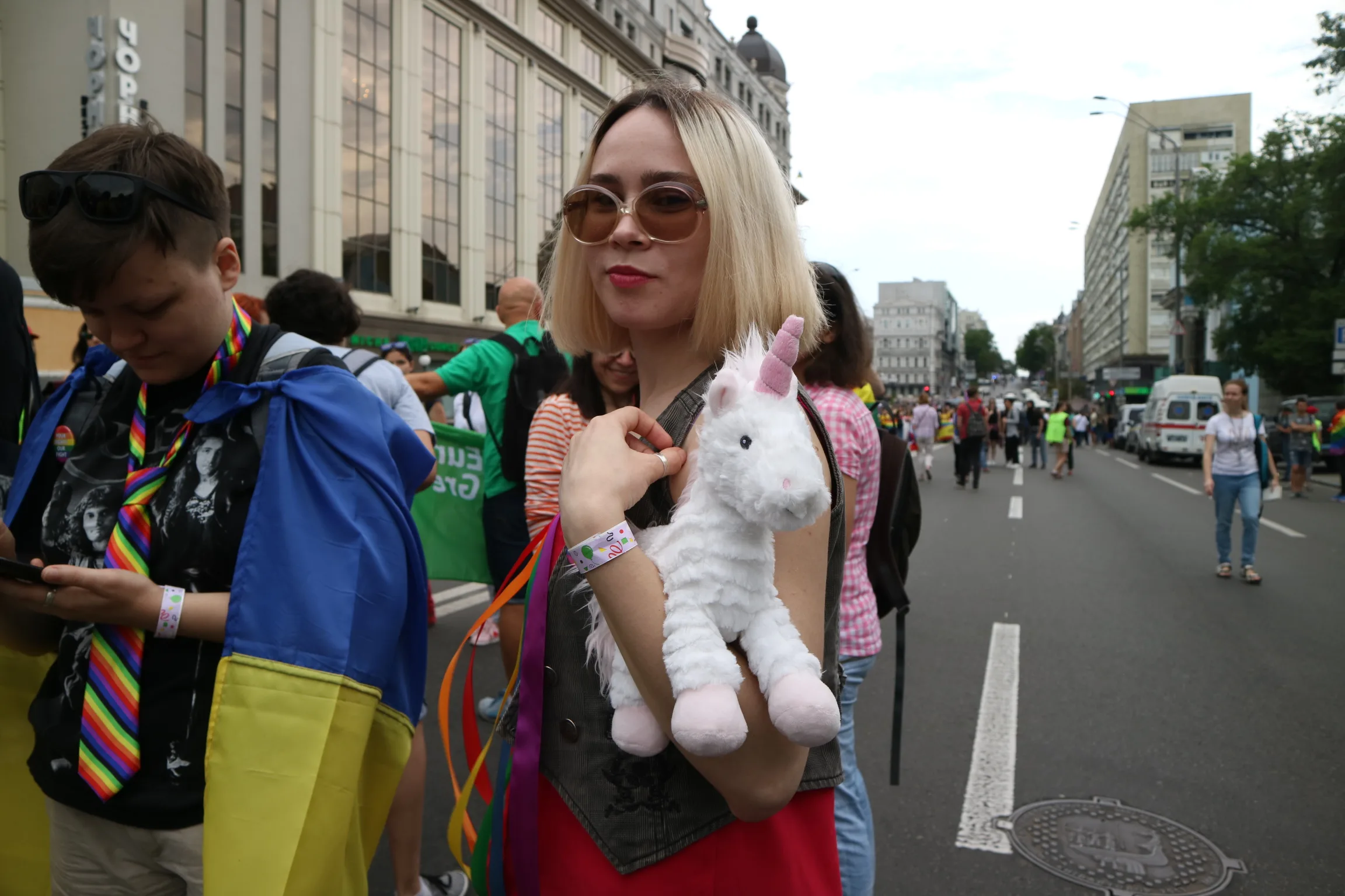 Мы сильнее ненависти. Лучшие плакаты Марша Равенства 2018