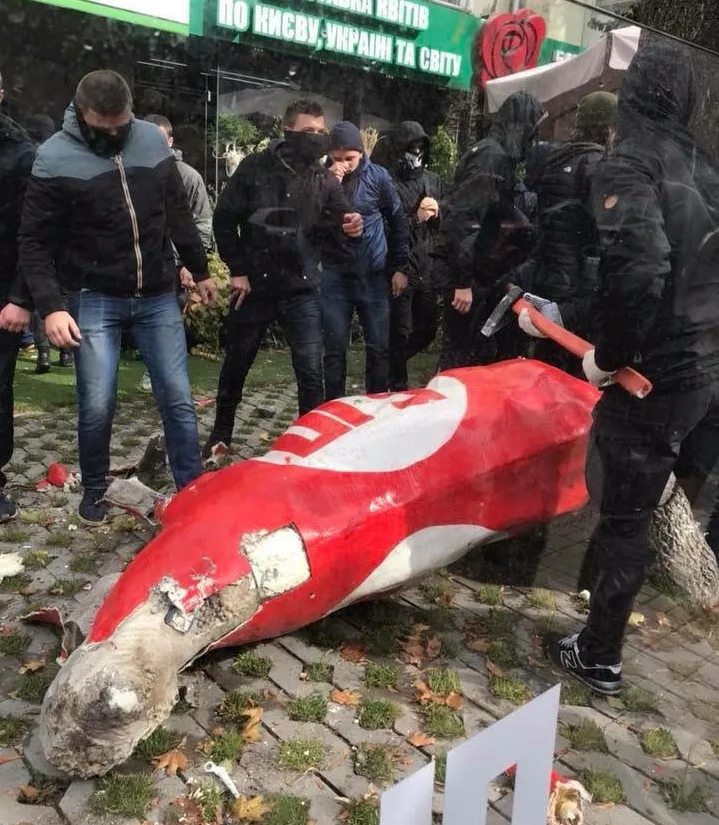 Свидетели конца. Таланты украинских полицейских и как правильно наказать топором