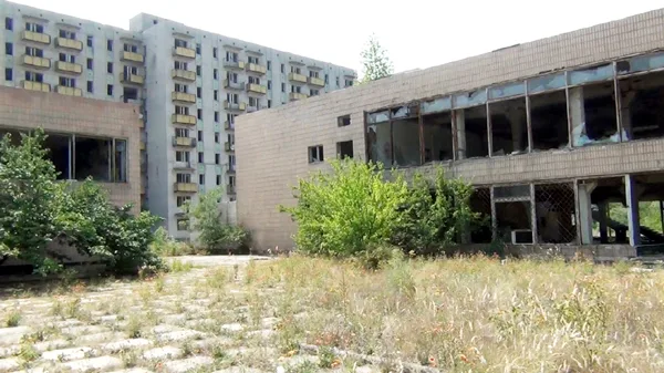 Куда поехать на майские праздники: 9 живописных городов Украины