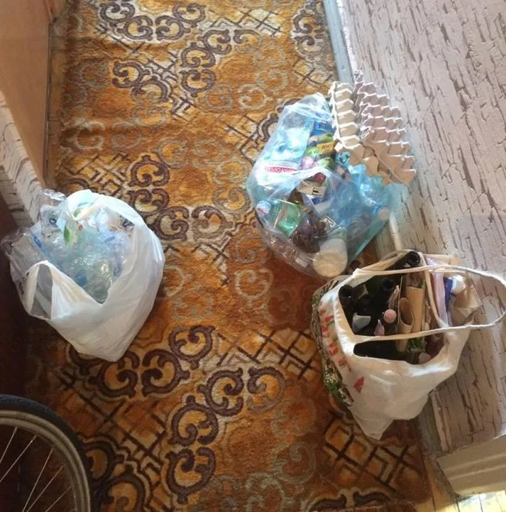 100 пляшок і 80 грн: як і чому я здаю сміття за гроші