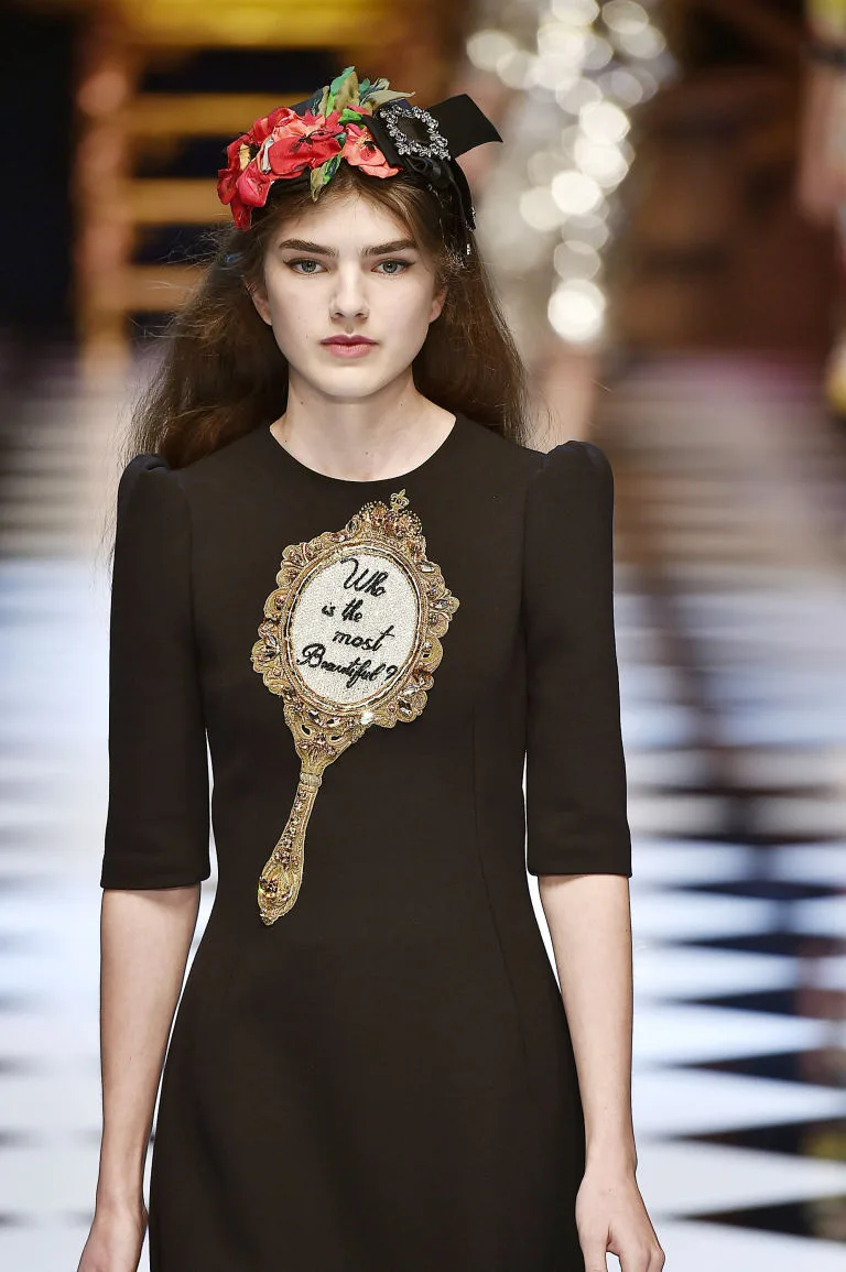 Dolce & Gabbana выпустили на подиум героев диснеевских мультиков
